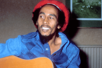 Ouça a rara “Selassie Is The Chapel” de Bob Marley