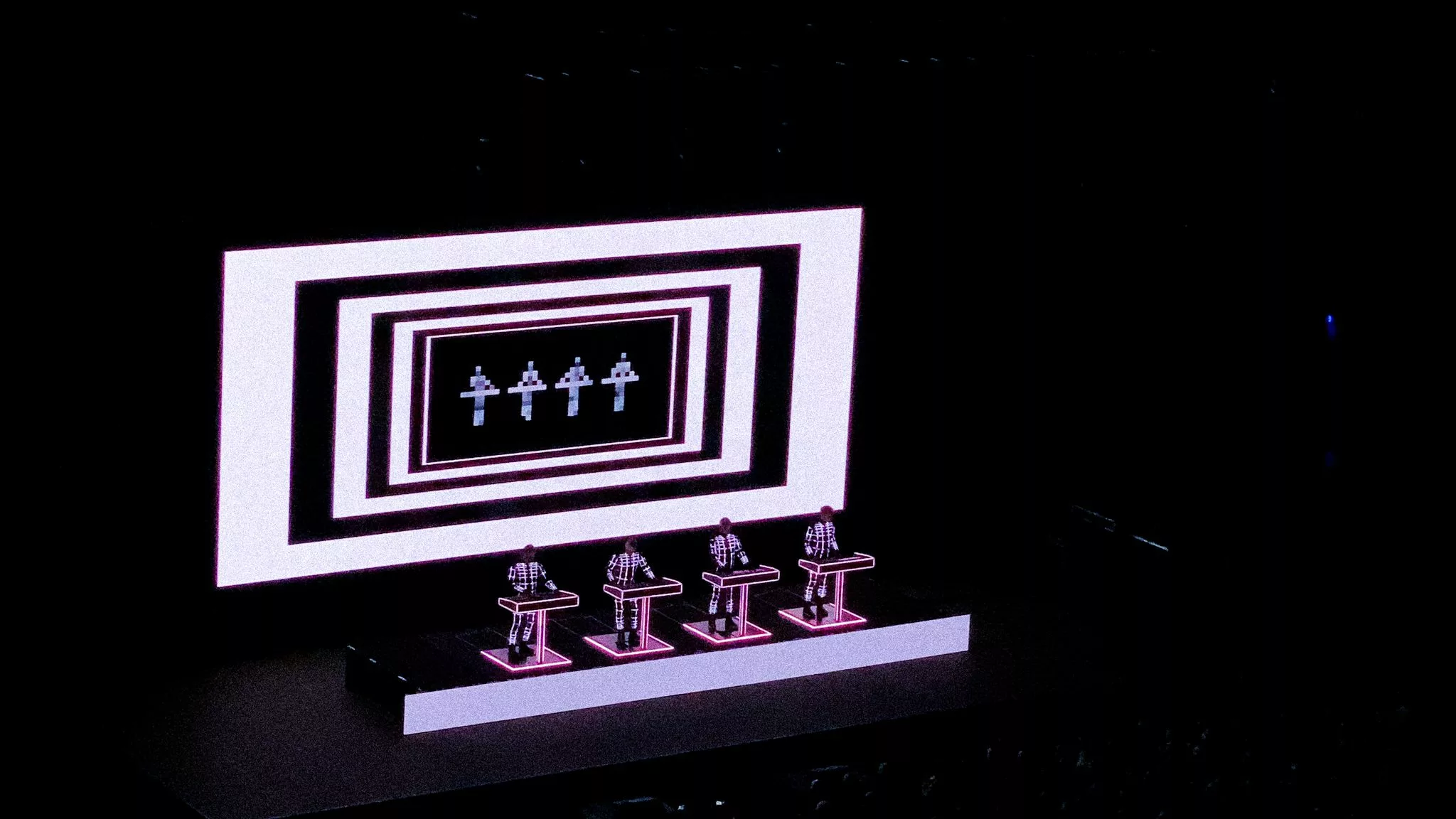 Kraftwerk em Sydney e em uma galáxia ainda muito distante