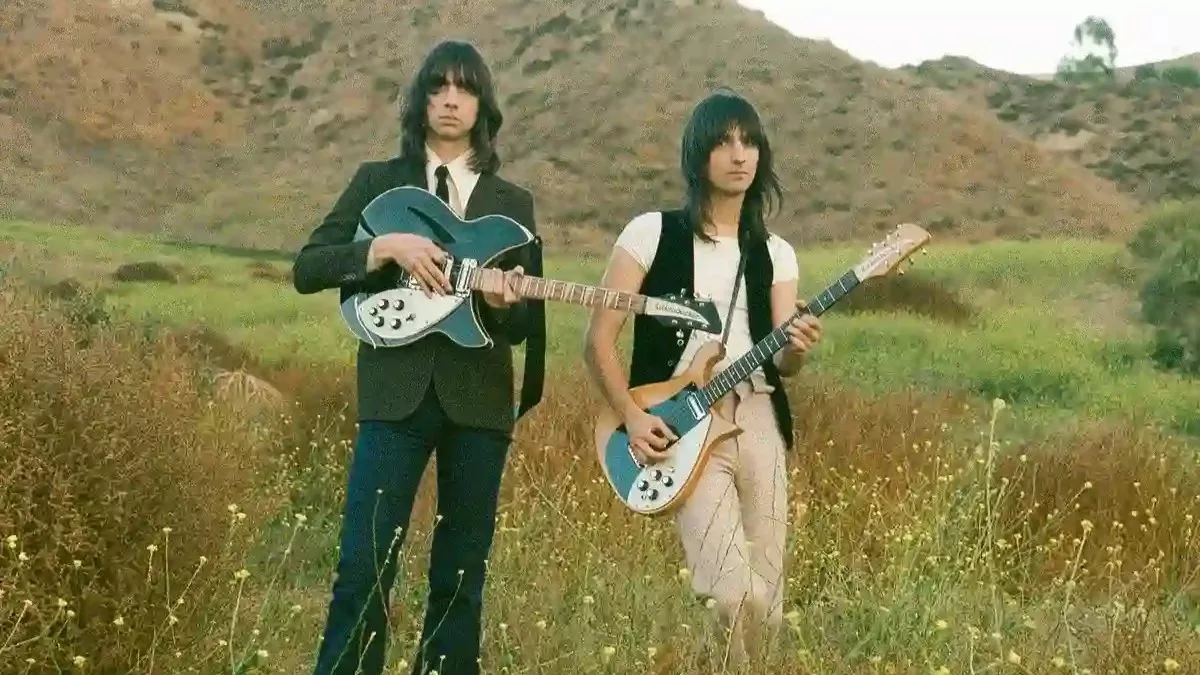 The Lemon Twigs inicia 2024 com nova faixa e clipe. Confira
