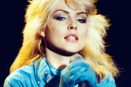 O Impacto de Debbie Harry na Cena Rock Feminina!