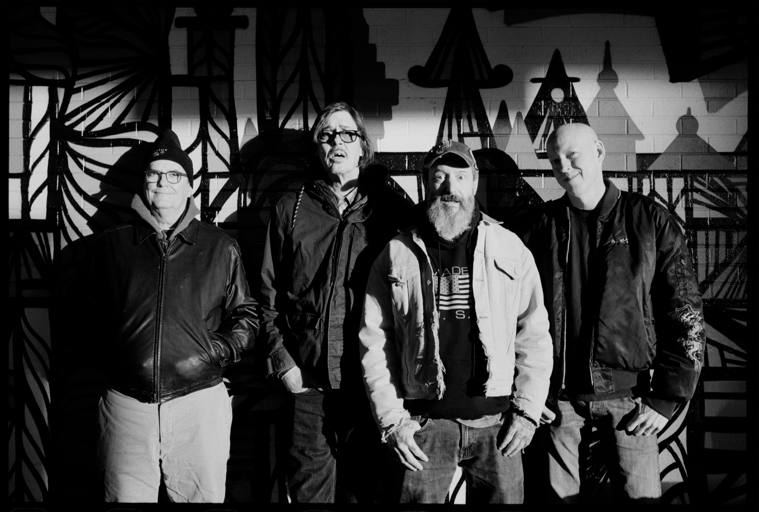 Butthole Surfers finalmente lança “After The Astronaut” após três décadas