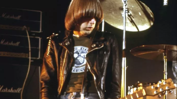 Espólio de Johnny Ramone move ação judicial contra Netflix