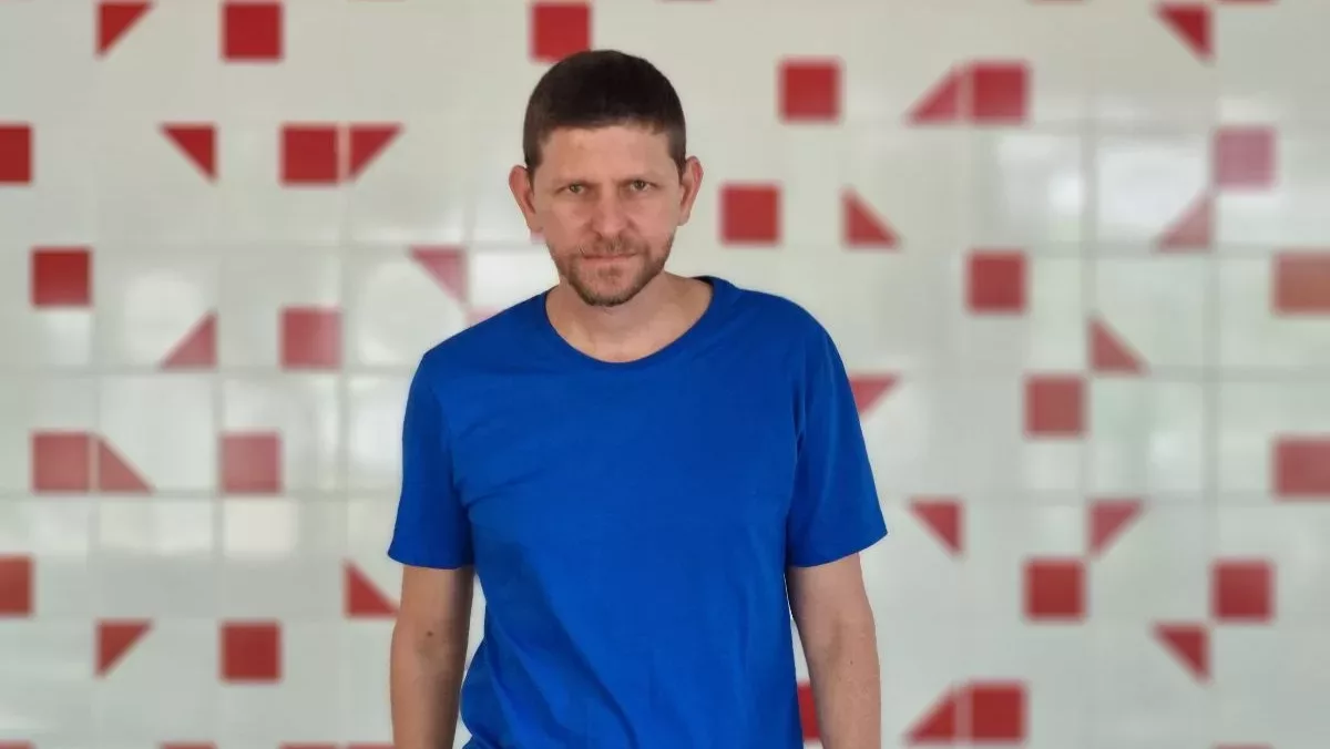 Eduardo Penna estreia carreira solo com álbum “ok baiano”
