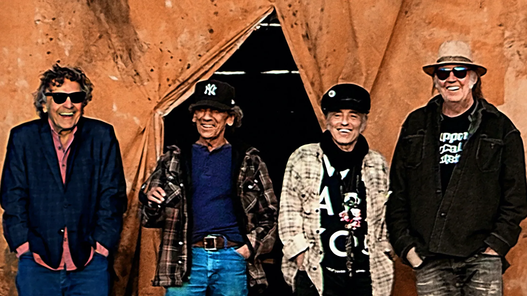 Neil Young e Crazy Horse anunciam novo álbum e turnê Love Earth