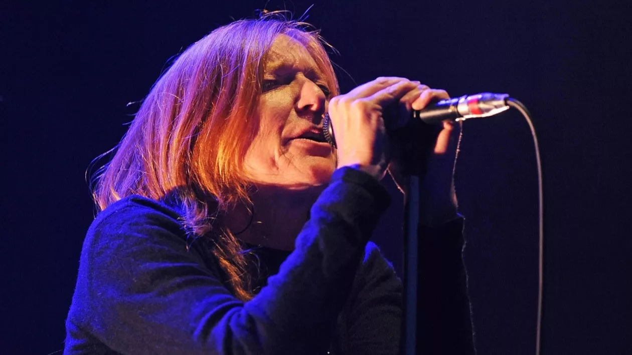 Beth Gibbons lança single e vídeo de “Lost Changes”