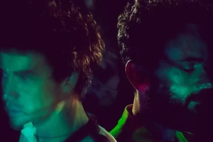 MGMT lança single e clipe de “Dancing in Babylon” com Christine and the Queens