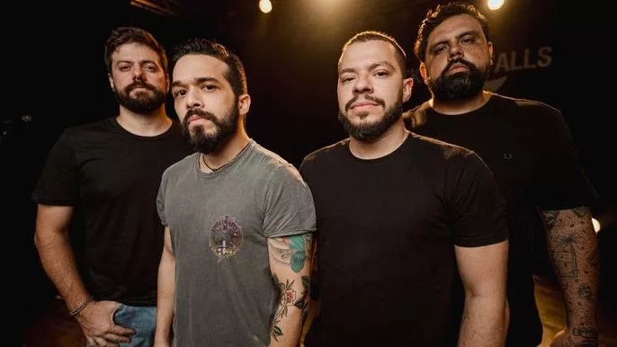 Backdrop Falls mostra potência em novo single