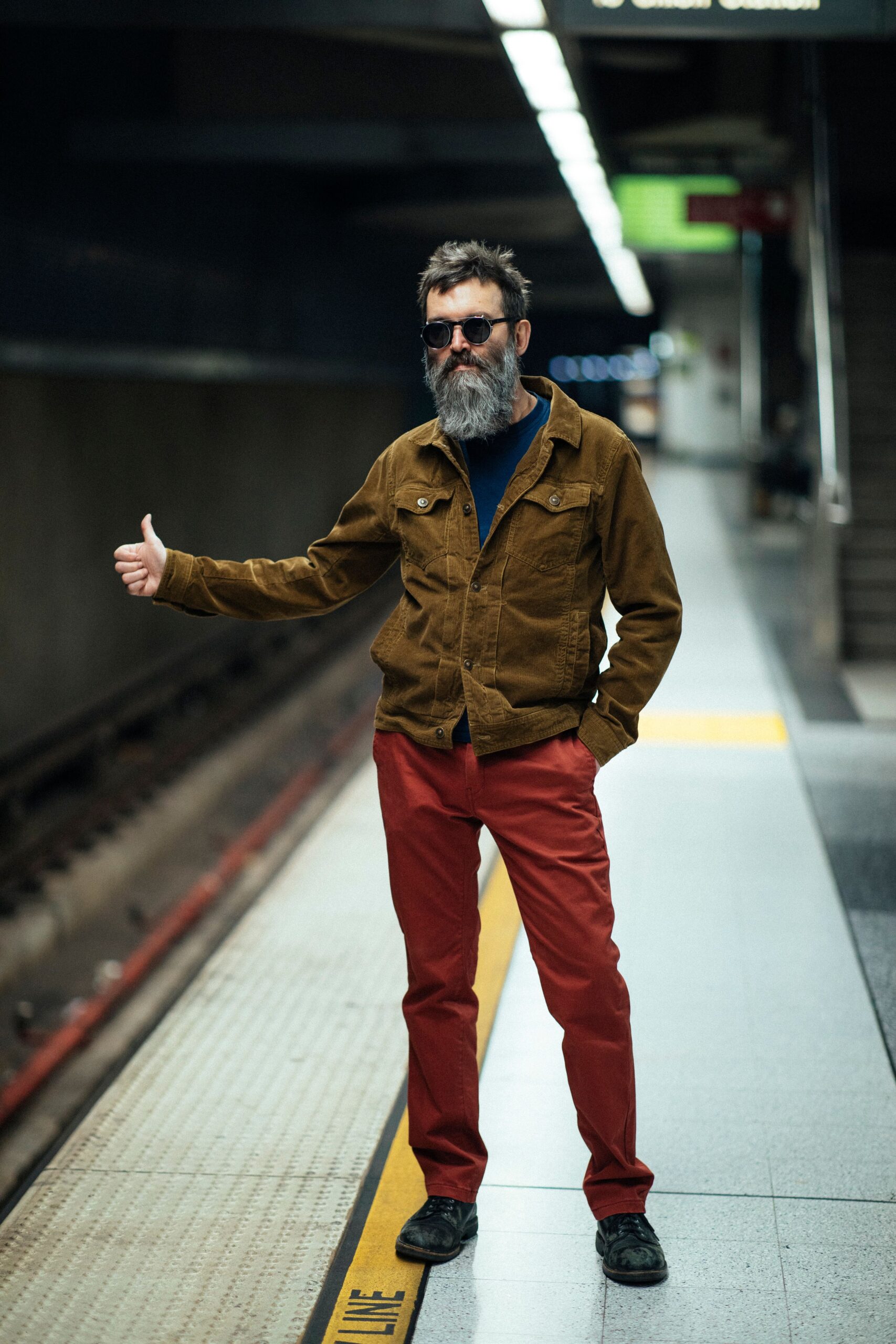 EELS anuncia “Time”, novo álbum de estúdio e lança single