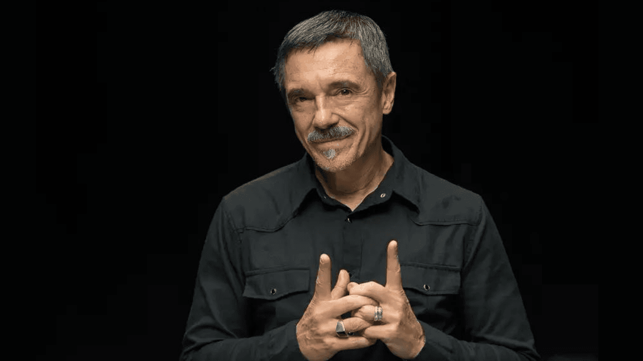 “Homem Palestino foi uma música que eu coloquei no repertório do IRA!”, disse Charles Gavin em live sobre o Cabeça Dinossauro