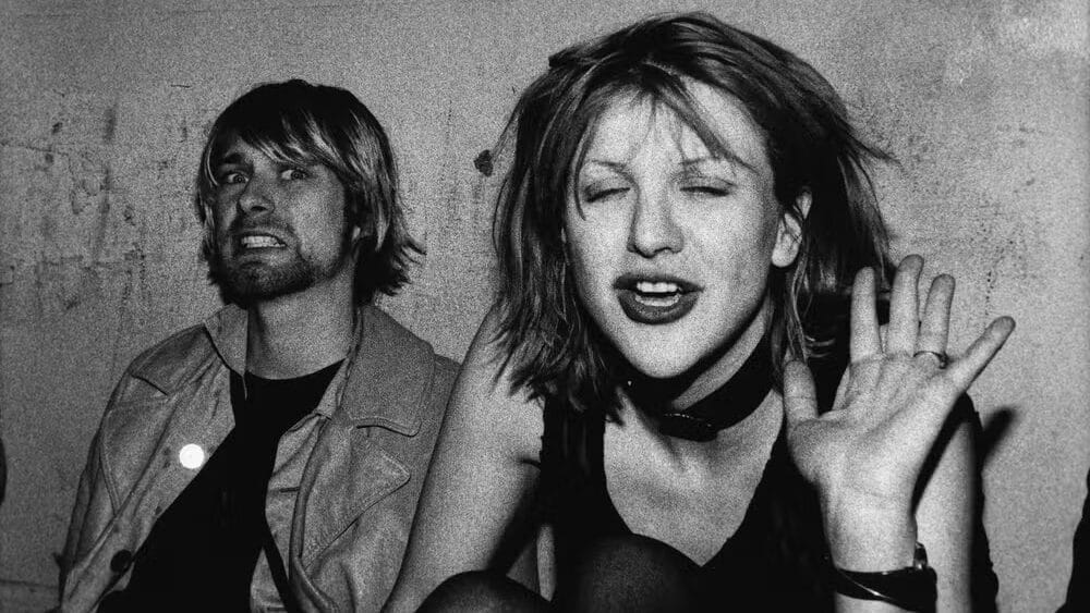 Courtney Love abre fogo contra Taylor Swift e diz: “Ela não é importante”