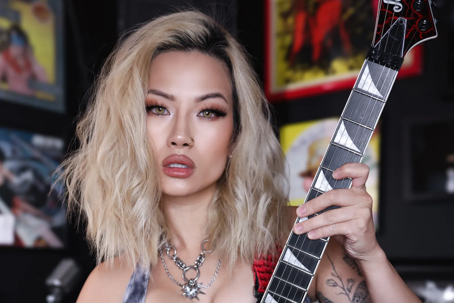 Smashing Pumpkins anuncia Kiki Wong como nova guitarrista