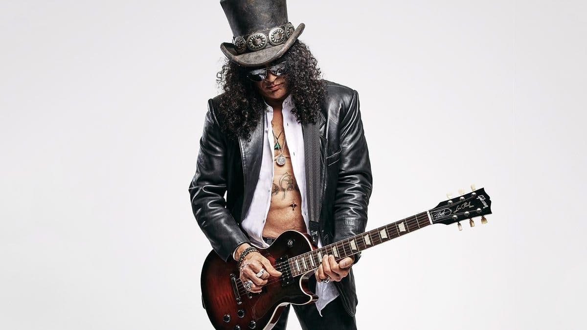 Slash apresenta surpresa para fãs em show no MVM Dome, Budapeste