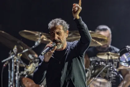 Veja setlist e vídeos do System of a Down no Sick New World Festival