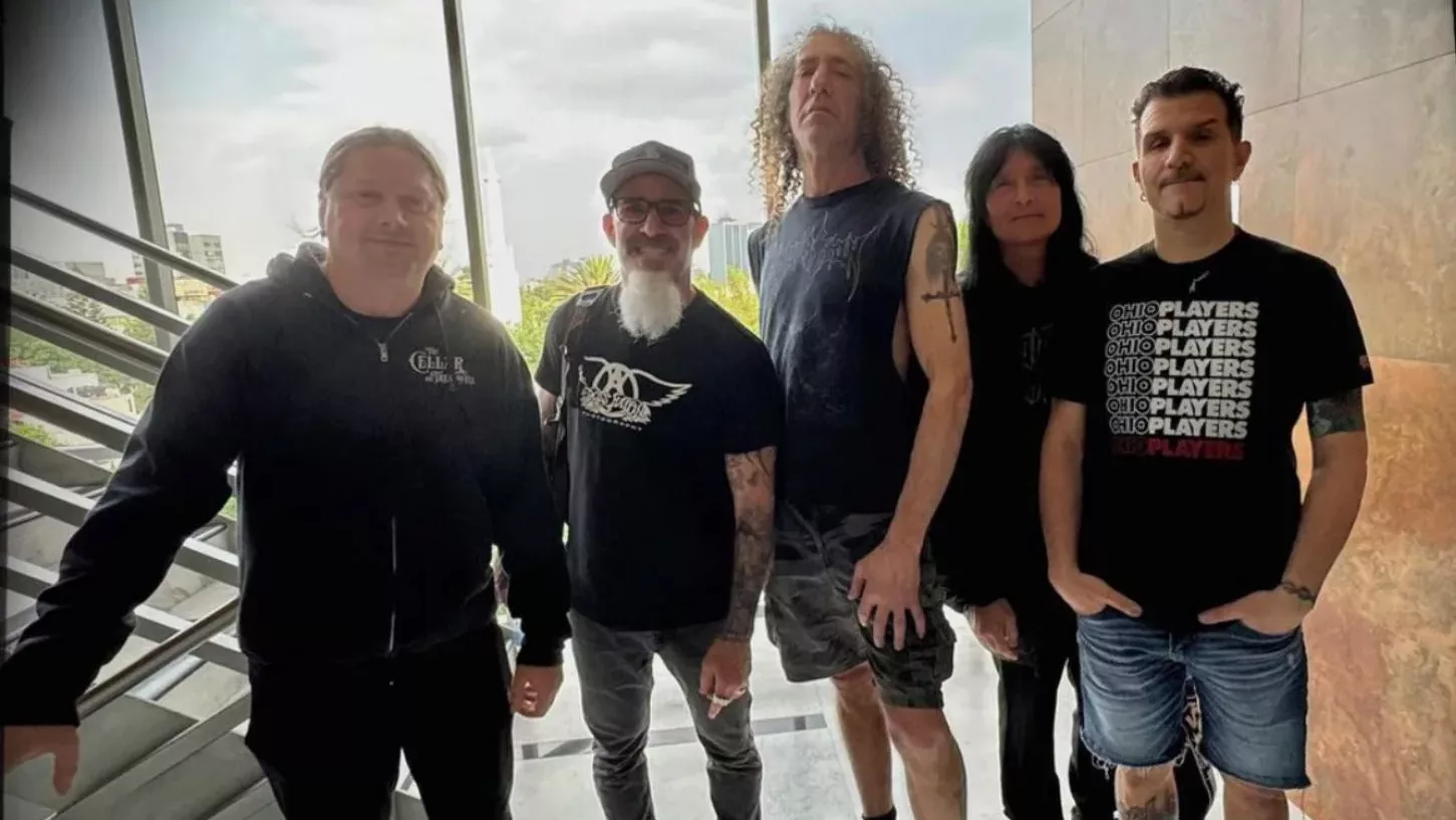 Charlie Benante, do Anthrax, explica como Accept inspirou o blast beat e o bumbo duplo