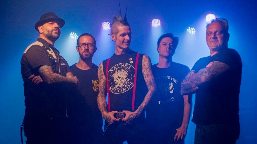 “Bullet Through The Heart”, novo single do Armada, relembra regime militar