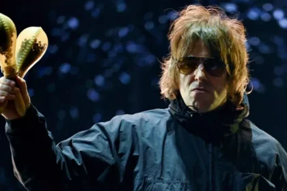 Liam Gallagher diz que Andy Bell está errado sobre a reunião do Oasis
