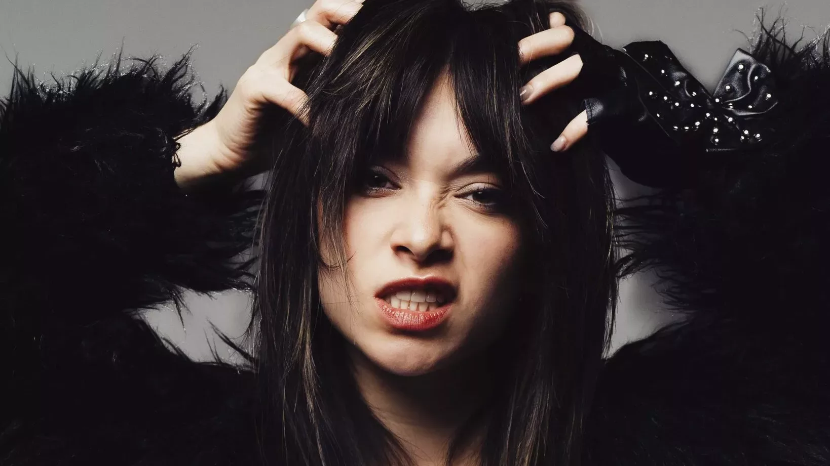 Zoe Ko lança o ousado single de alt-pop “Dirt”