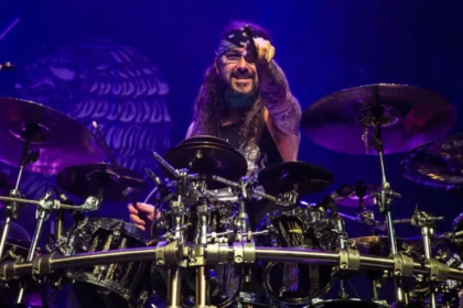 Assista Mike Portnoy aprendendo Pneuma do Tool.