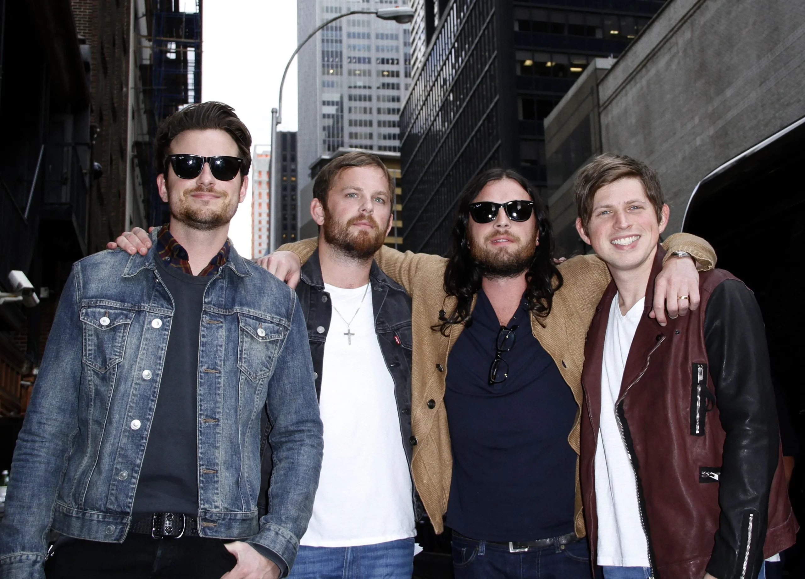Novo álbum do Kings of Leon chega às plataformas digitais. Ouça Can We Please Have Fun