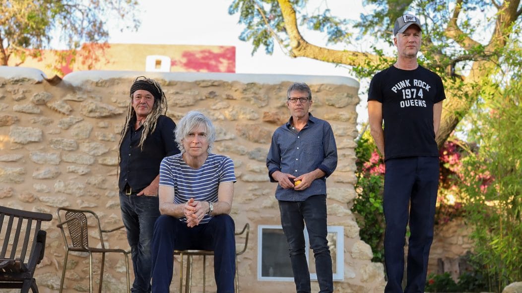Nada Surf anuncia novo álbum e compartilha single “In Front of Me Now”