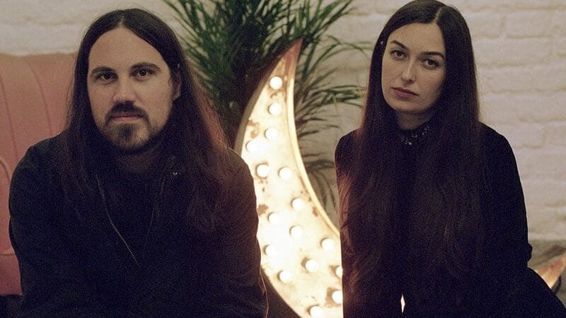 A banda de pop alternativo Cults anuncia novo disco To The Ghosts