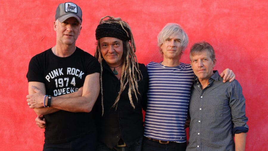 Nada Surf lança novo single, “New Propeller” e divulga disco novo
