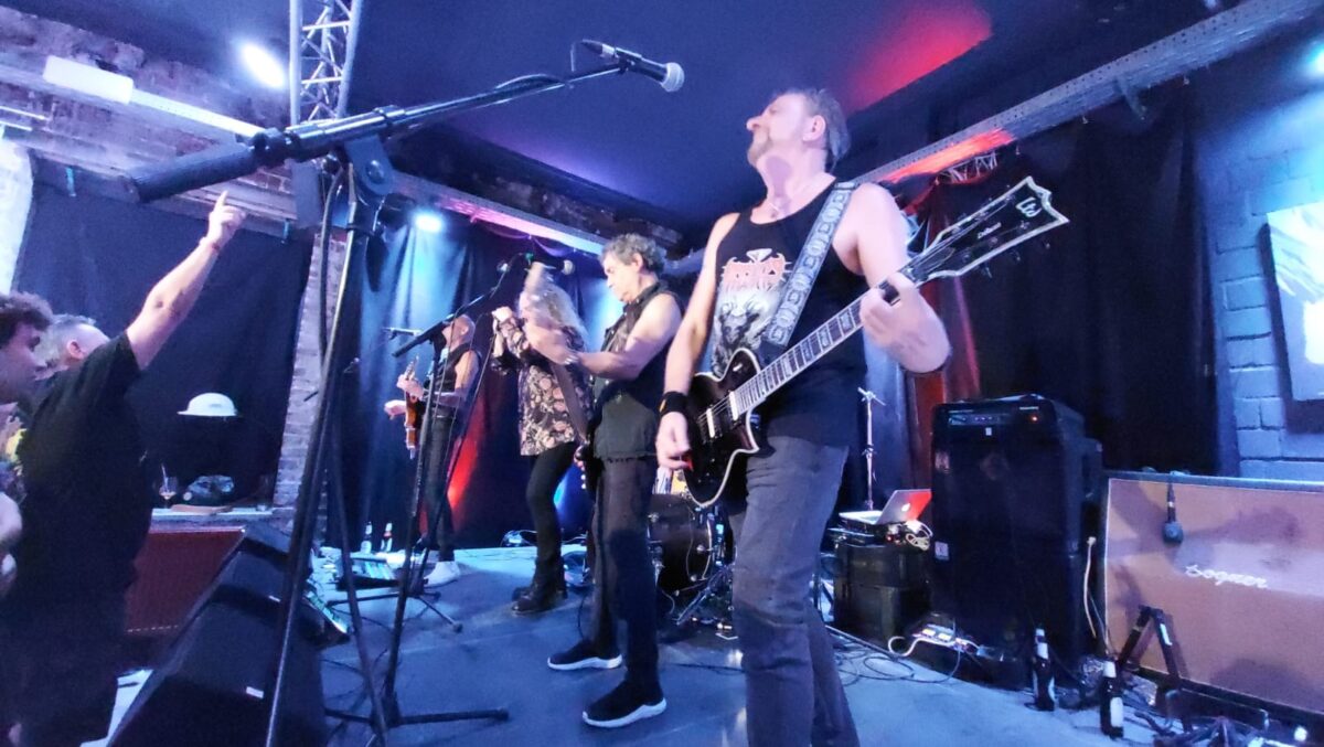 Resenha Show Praying Mantis – Vinylcafe Schwarzes Gold, Dorsten – 26/05/2024