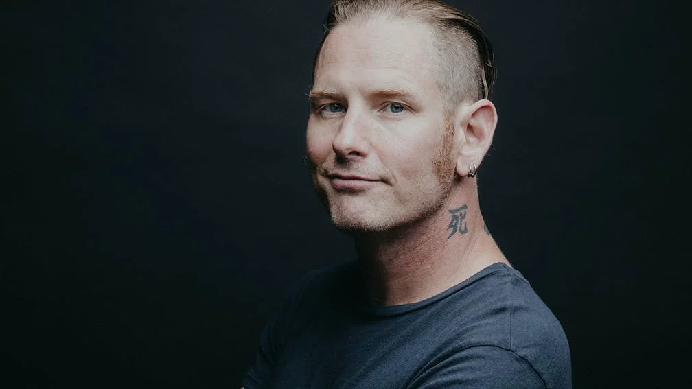 Em entrevista Corey Taylor elogia atitude de Eloy para entrar no Slipknot