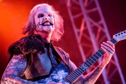 John 5 responde sobre acusações de fazer playback em shows