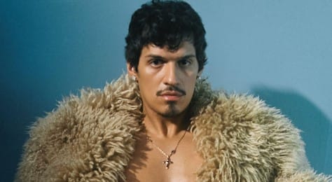 Omar Apollo lança álbum inédito, “God Said No”