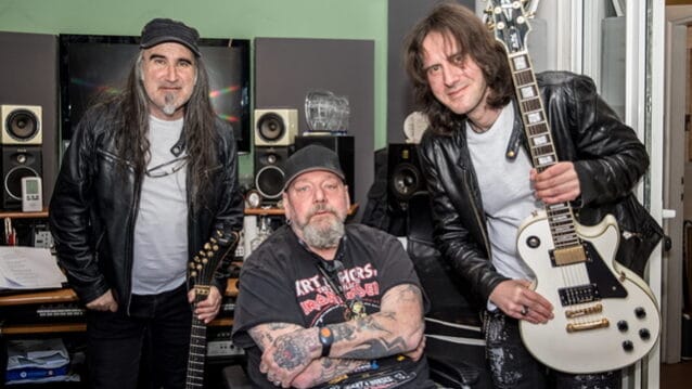 Paul Di’Anno lança novo álbum com sua banda Warhorse
