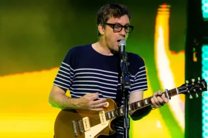 Guitarrista do Blur, Graham Coxon, fala do público “entediado” do Coachella 2024