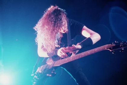 Jason Newsted do Metallica vende equipamentos clássicos de sua coleção