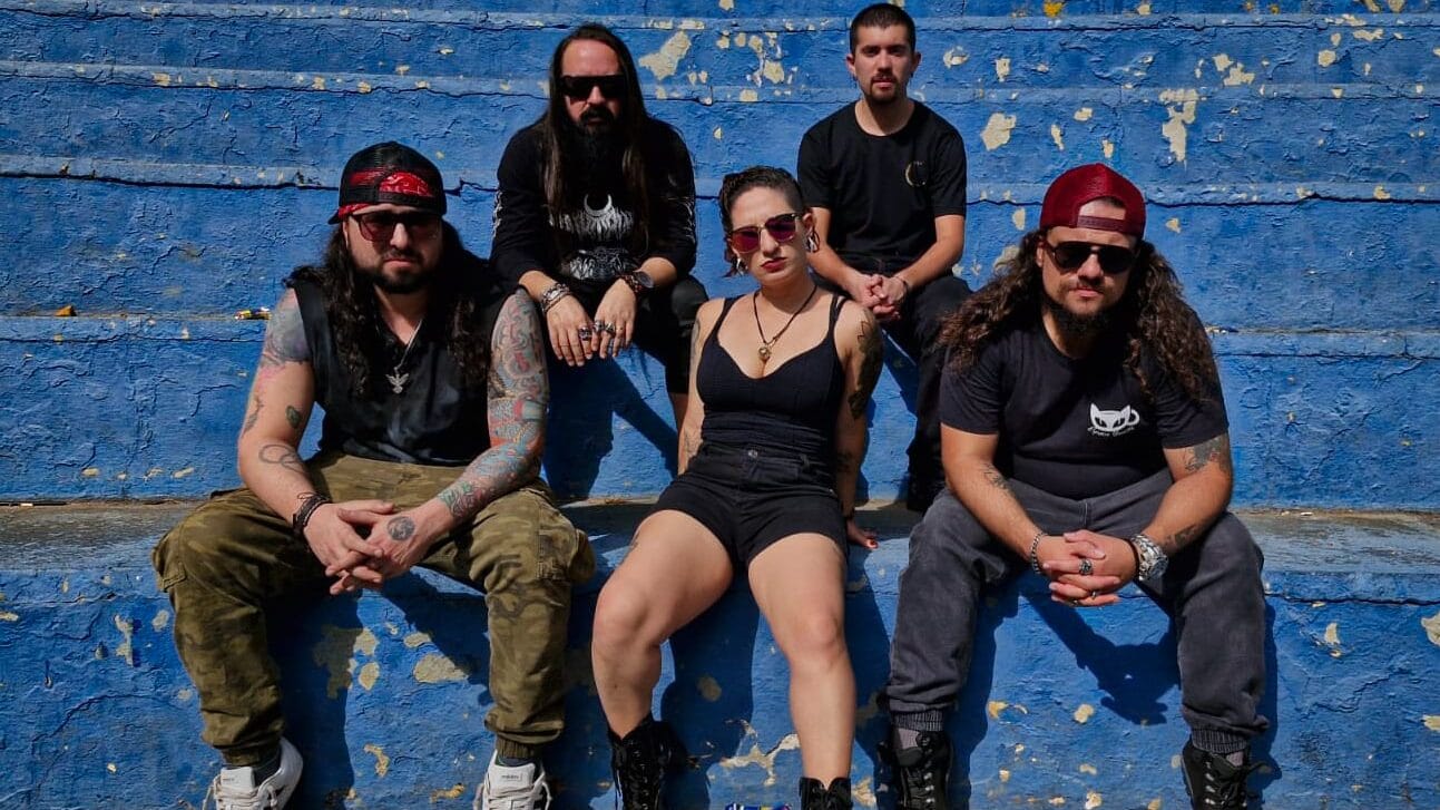 Indjent revoluciona a música de protesto com o lançamento do EP “Teatro de Ilusões”