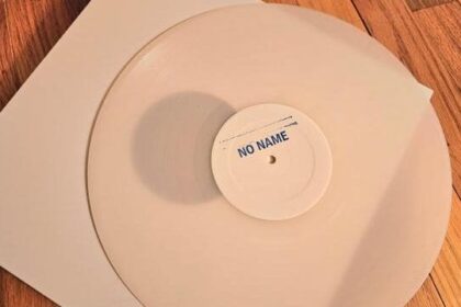 Jack White lança novo álbum em segredo pela Third Man Records