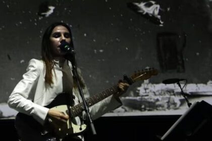 PJ Harvey reinterpreta clássico de Joy Division em nova trilha sonora. Ouça aqui!