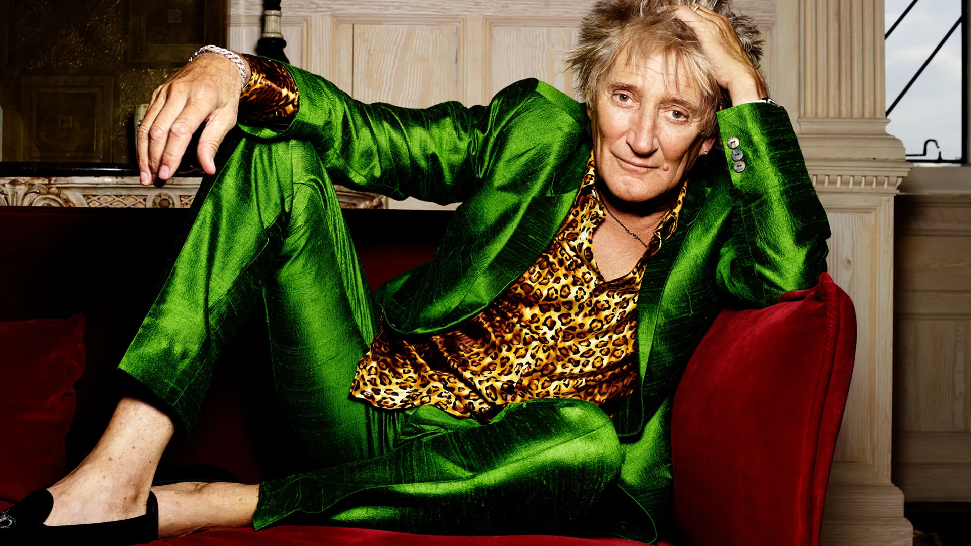 Rod Stewart elogia rei Charles por “colocar Donald Trump em seu lugar”