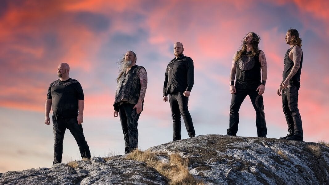 Enslaved traz black metal moderno a São Paulo nesta quinta-feira (14/11)
