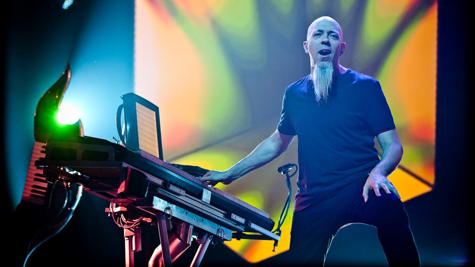 Jordan Rudess diz que novo álbum do Dream Theater irá surpreender