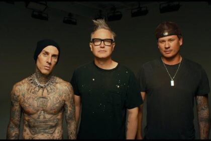 Blink-182 anuncia edição ampliada de seu álbum de reunião