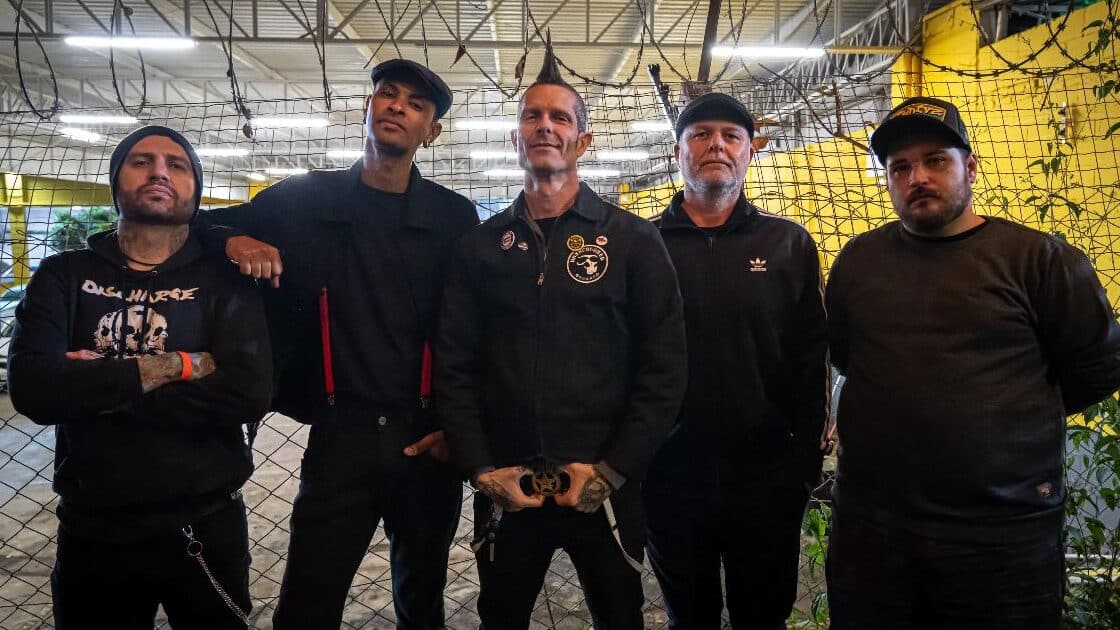 Fuck The Fucking Fuckers lança feat. com Henrike do Blind Pigs; assista ao videoclipe de “Em nome de quem?”