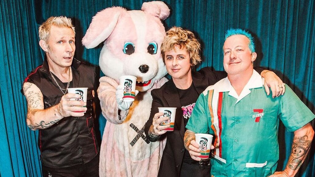 Green Day lança café especial em parceria com 7-Eleven