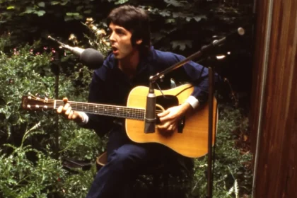 Paul McCartney anuncia exibição de “One Hand Clapping”