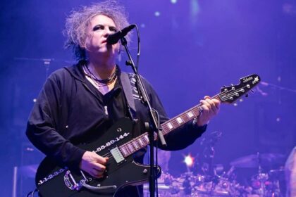 The Cure pode lançar novo álbum ainda neste verão, revela Robert Smith