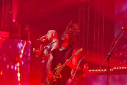 Sepultura supera o Titanic ao destruir o iceberg gelado da sexta, dia 9 de agosto no Clube do Aramaçan