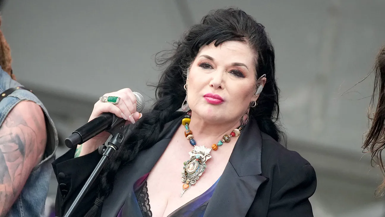 Ann Wilson, do Heart, aconselha jovens músicos a se dedicarem totalmente à carreira