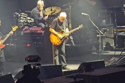 David Gilmour revisita clássicos do Pink Floyd em show em Brighton após quase uma década longe dos palcos