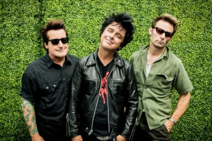 Green Day é forçado a interromper show em Detroit