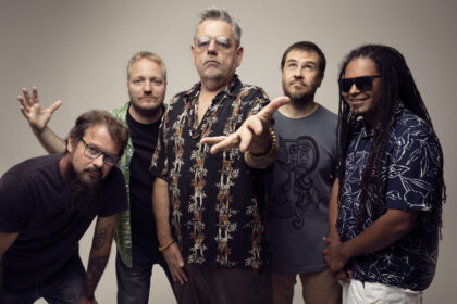 Banda Ultramen prepara duas música novas para lançar seu primeiro 7″  (compacto)