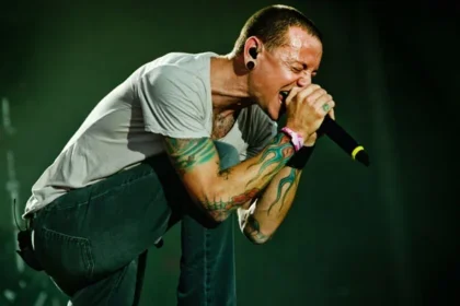 História de Chester Bennington: Do sucesso à tragédia